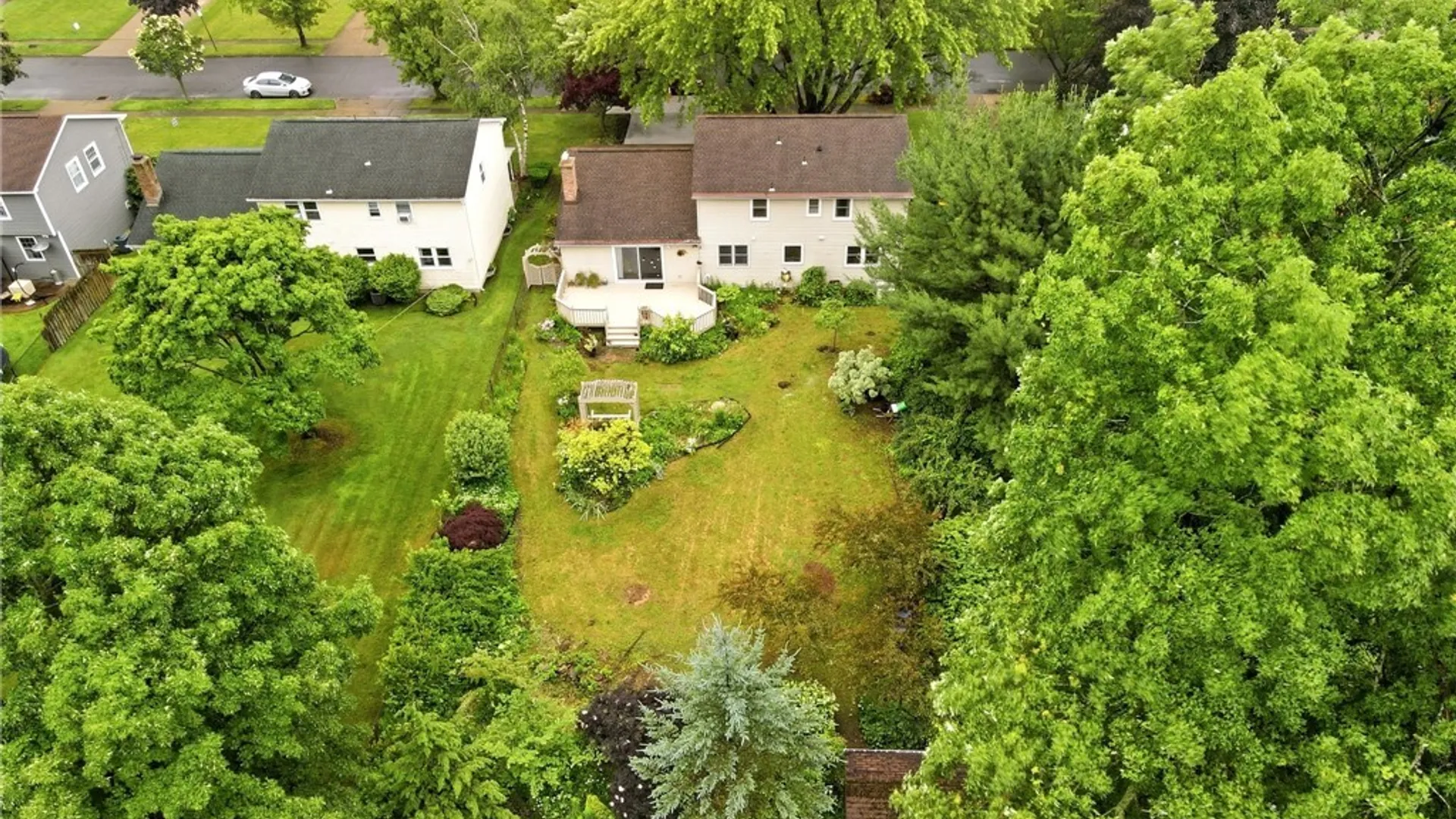 Property at 38 Sherburn Drive, Hamburg, NY 14075 40