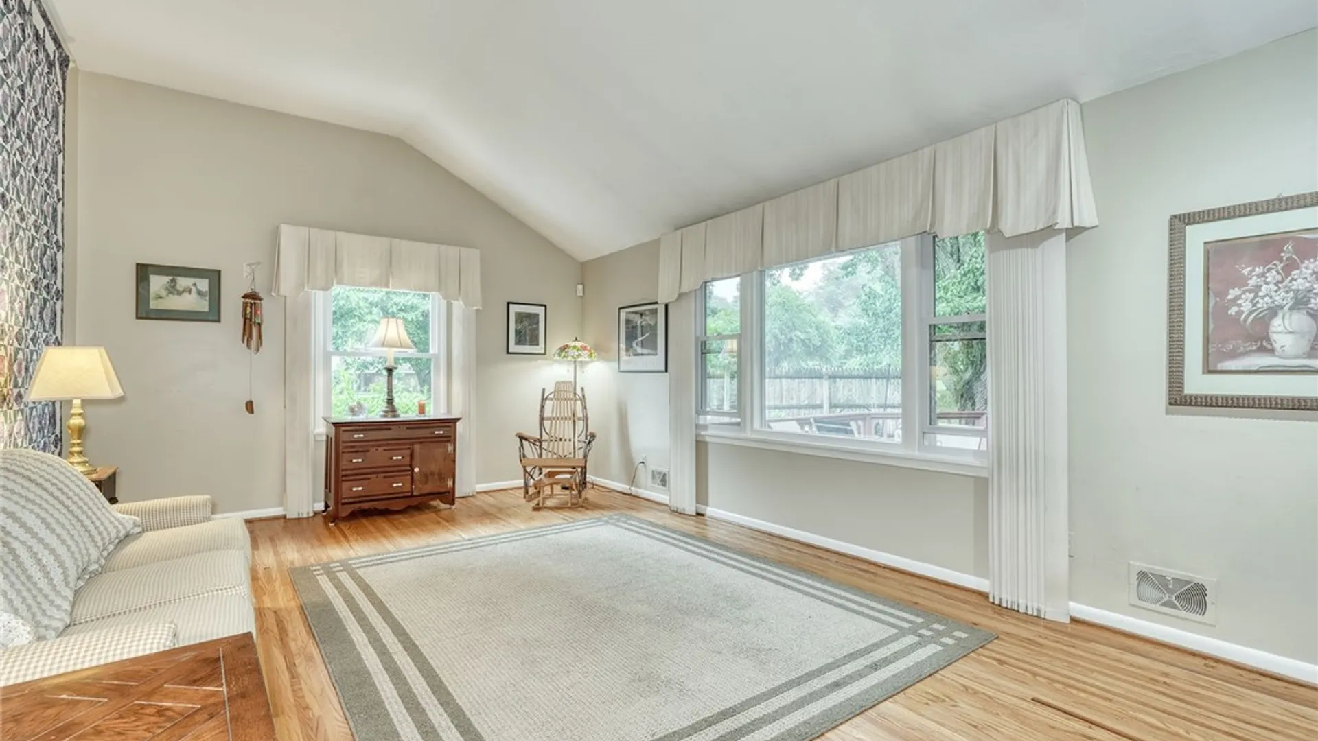 Property at 16 Red Barn Cir Circle, Perinton, NY 14534 12