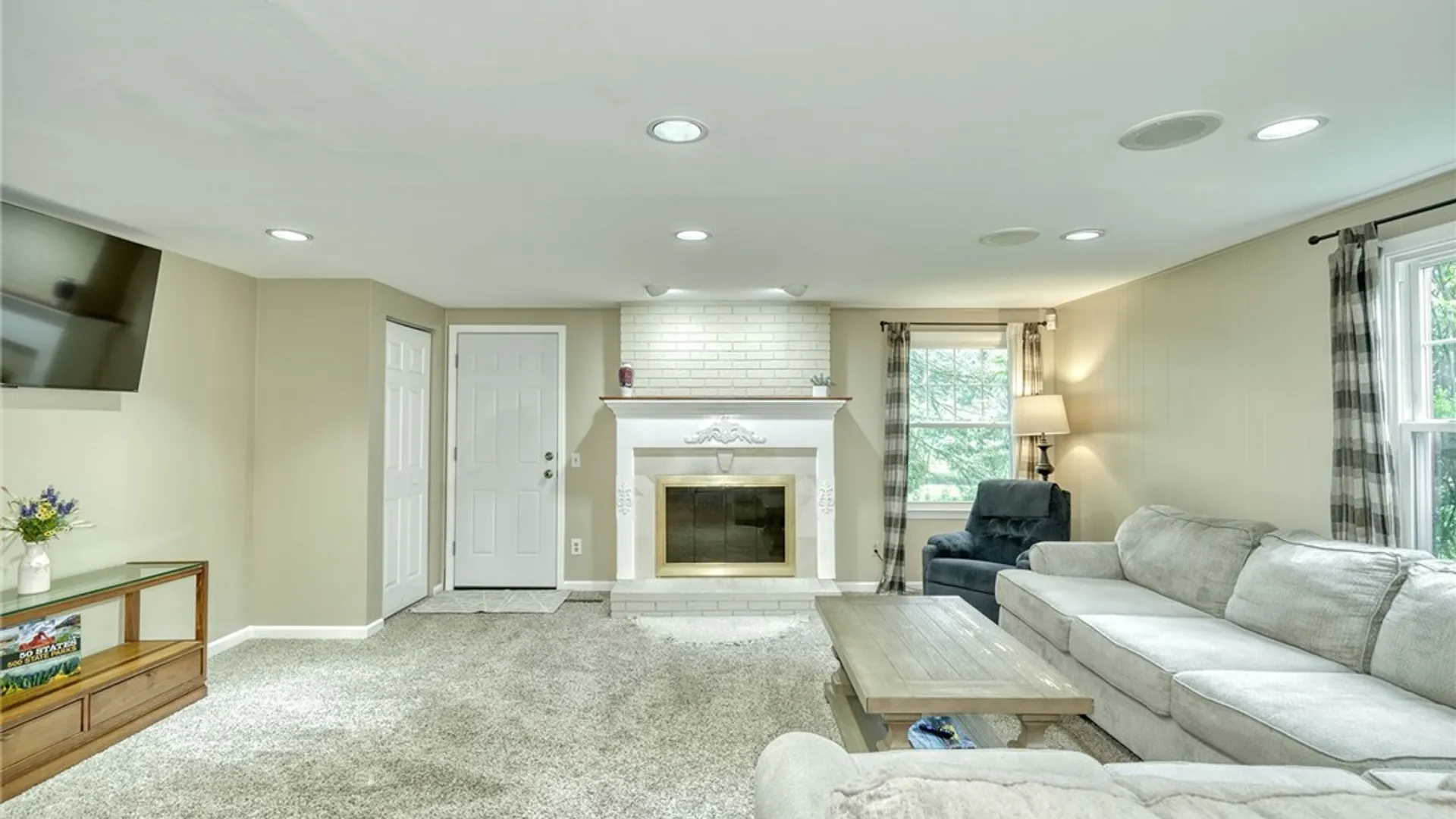Property at 16 Red Barn Cir Circle, Perinton, NY 14534 16