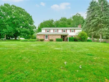 Property at 16 Red Barn Cir Circle, Perinton, NY 14534