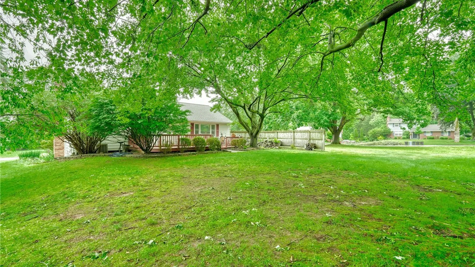 Property at 16 Red Barn Cir Circle, Perinton, NY 14534 45
