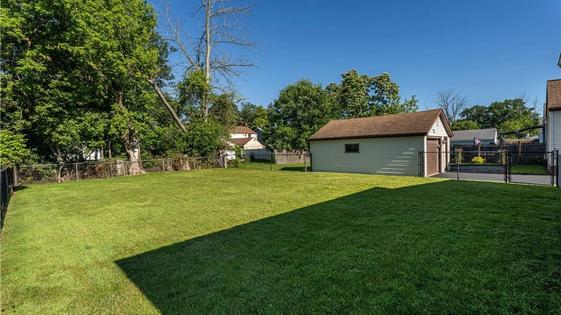 Property at 820 93rd Street, Niagara Falls, NY 14304 19