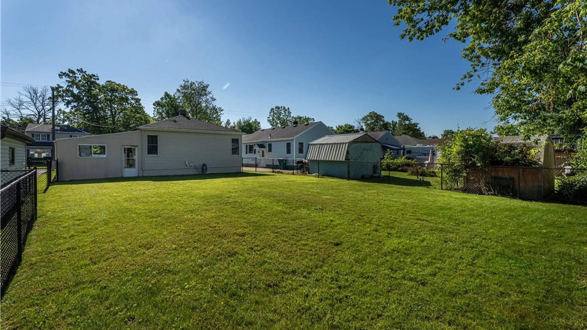 Property at 820 93rd Street, Niagara Falls, NY 14304 21