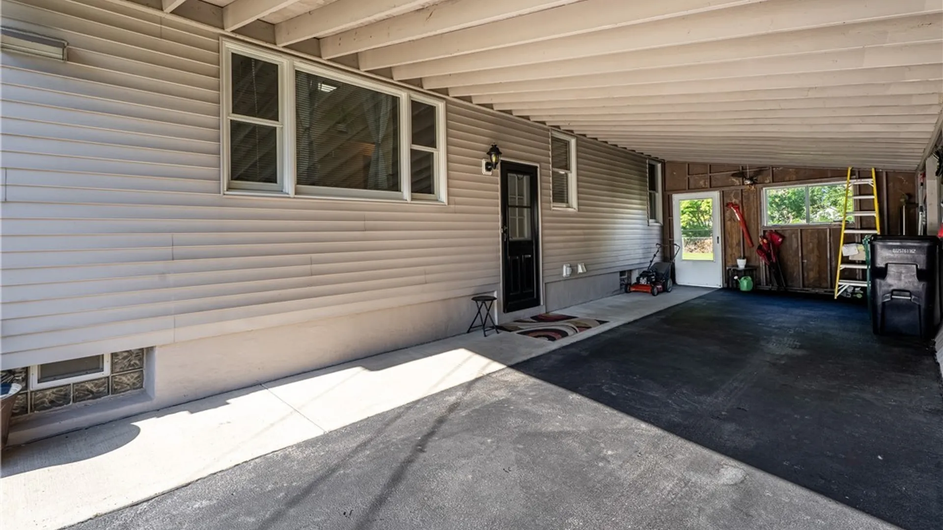 Property at 820 93rd Street, Niagara Falls, NY 14304 22