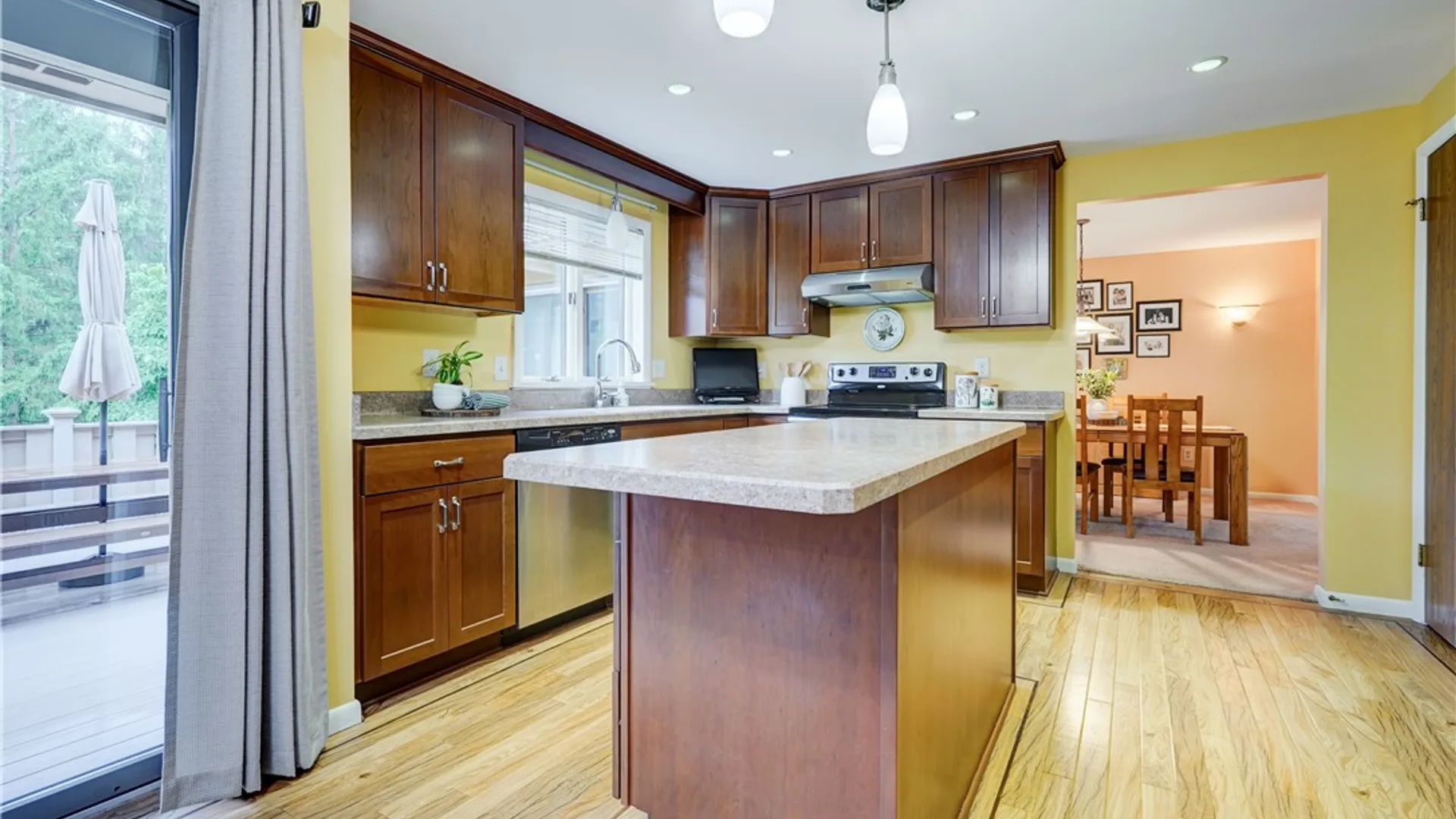 Property at 25 County Clare Crescent, Perinton, NY 14450 10