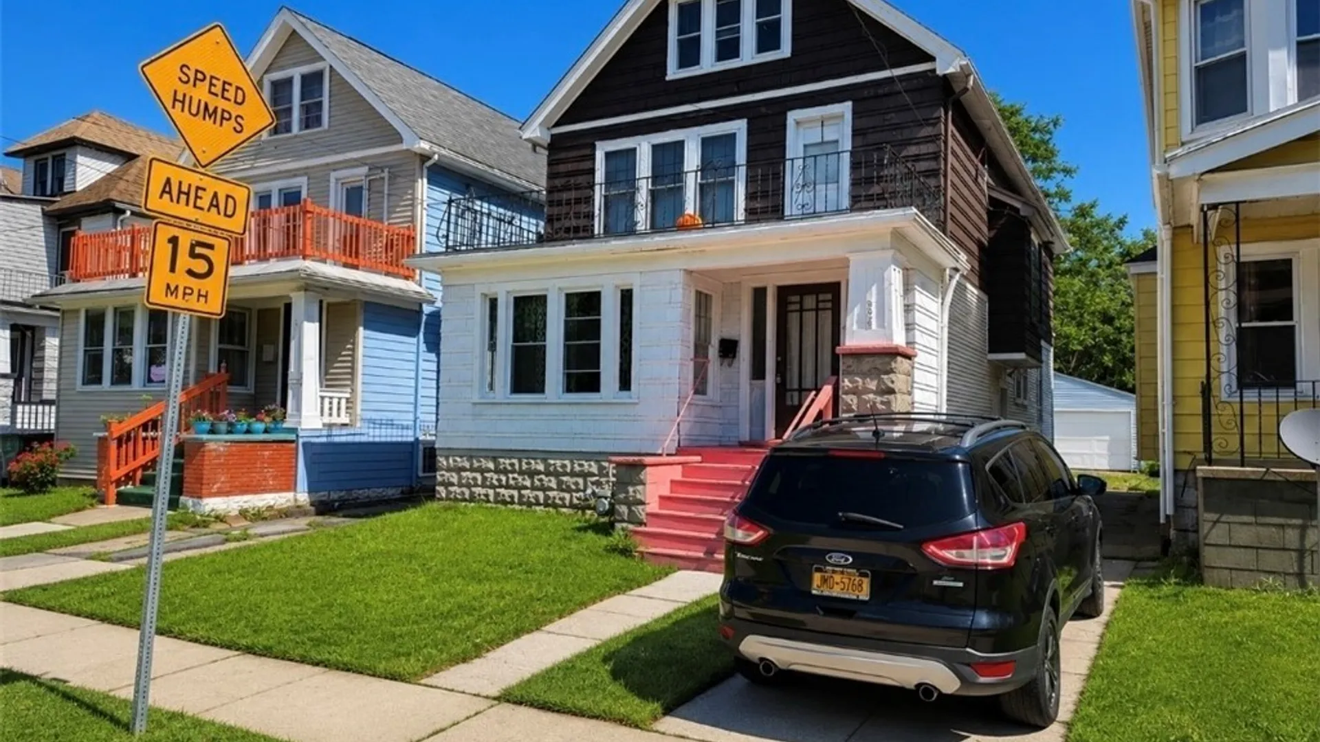 Property at 328 Jewett Avenue, Buffalo, NY 14214 2