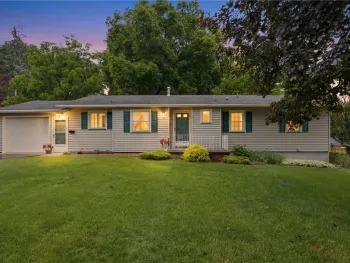 Property at 435 Whipple Lane, Irondequoit, NY 14622