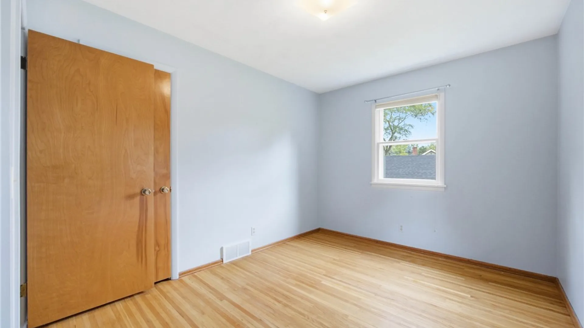 Property at 435 Whipple Lane, Irondequoit, NY 14622 35