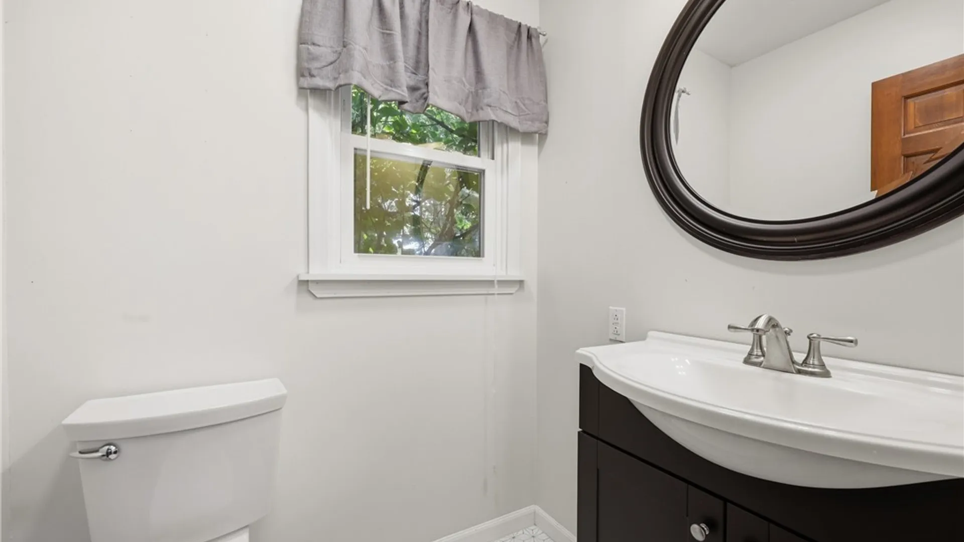 Property at 3605 Bonnie Lane, Hamburg, NY 14075 9