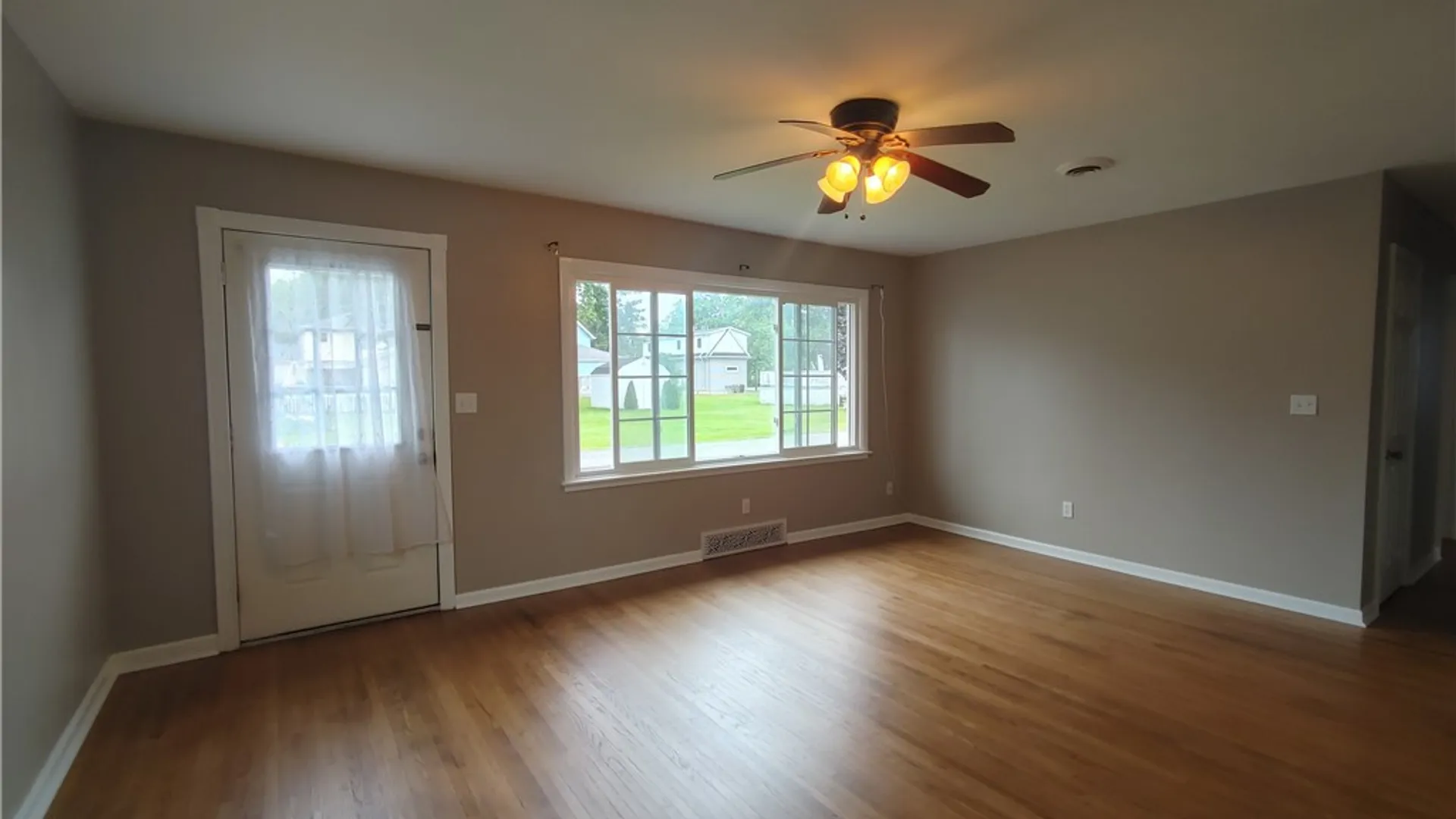 Property at 250 N 6th Street, Lewiston, NY 14092 4
