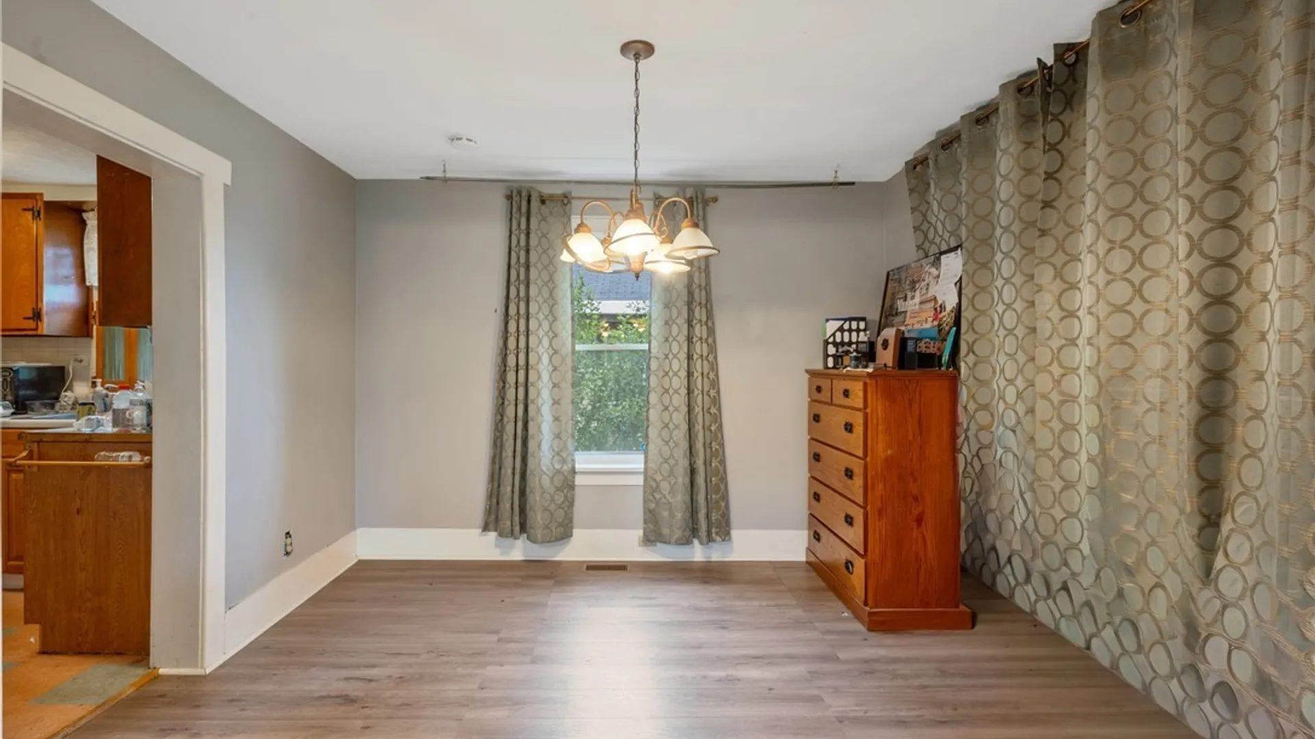 Property at 401 Richfield Boulevard, Salina, NY 13211 8