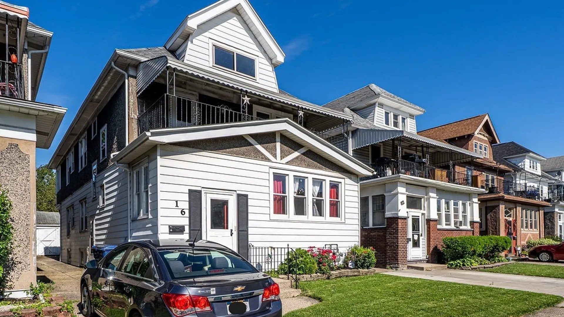 Property at 16 N Park Avenue, Buffalo, NY 14216 2