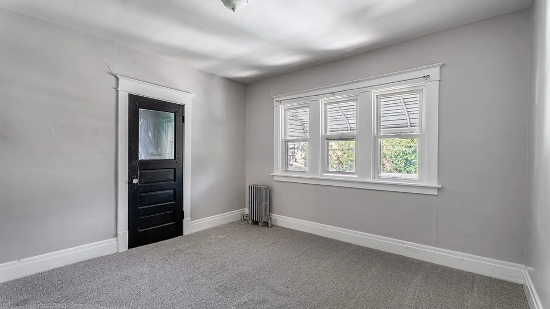 Property at 16 N Park Avenue, Buffalo, NY 14216 28