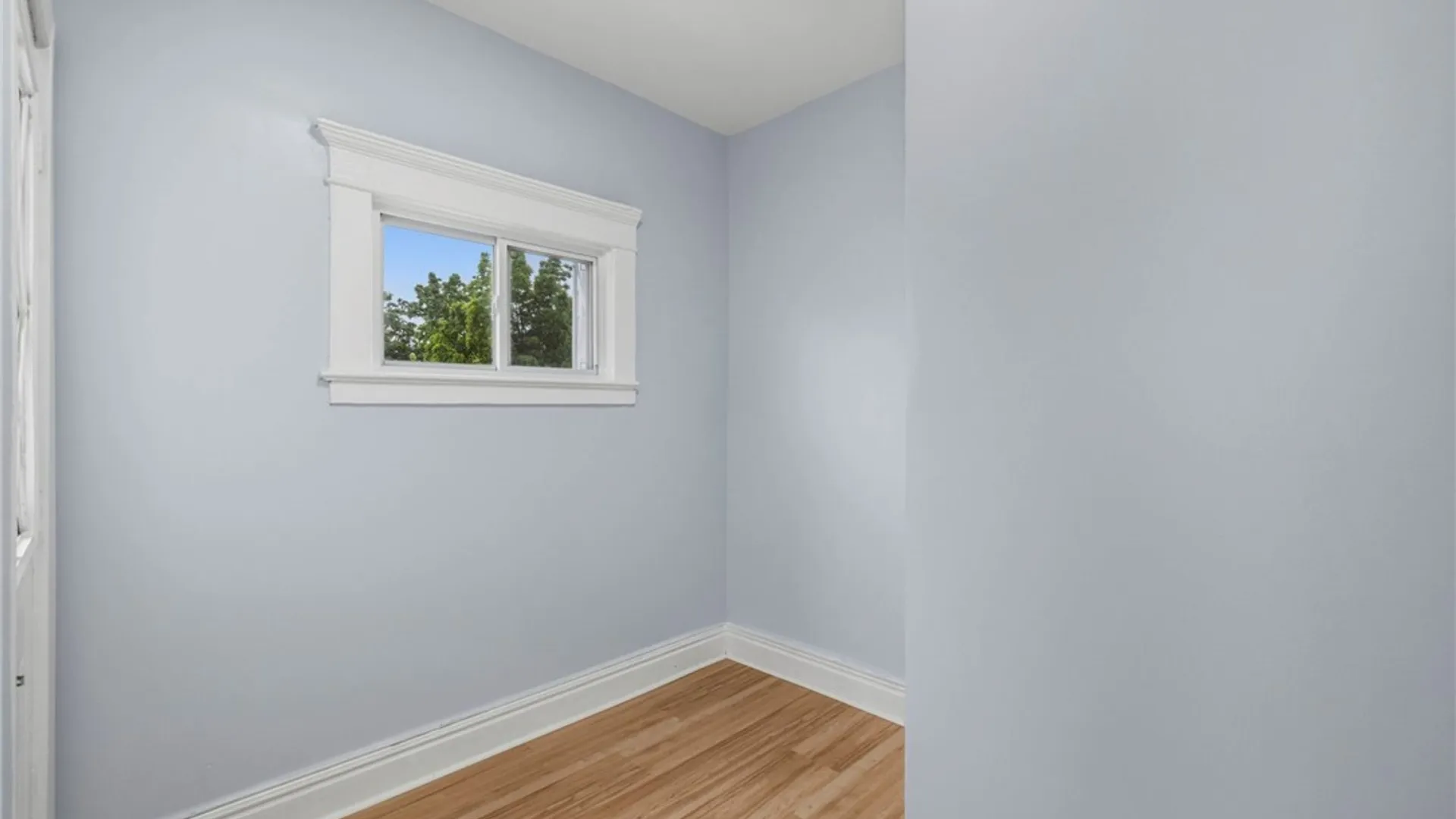 Property at 258 Laurel Street, Buffalo, NY 14208 32