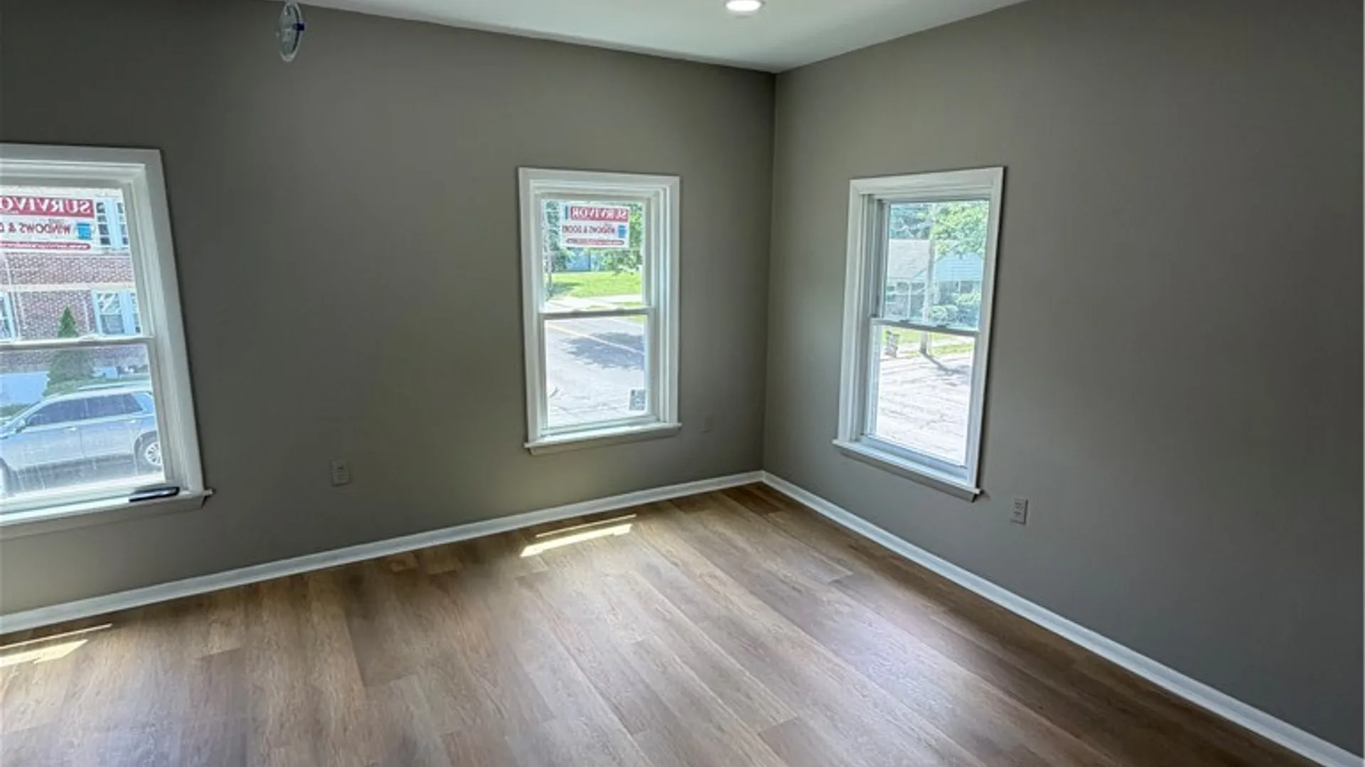Property at 352 Walnut Street, Elmira City, NY 14901 4
