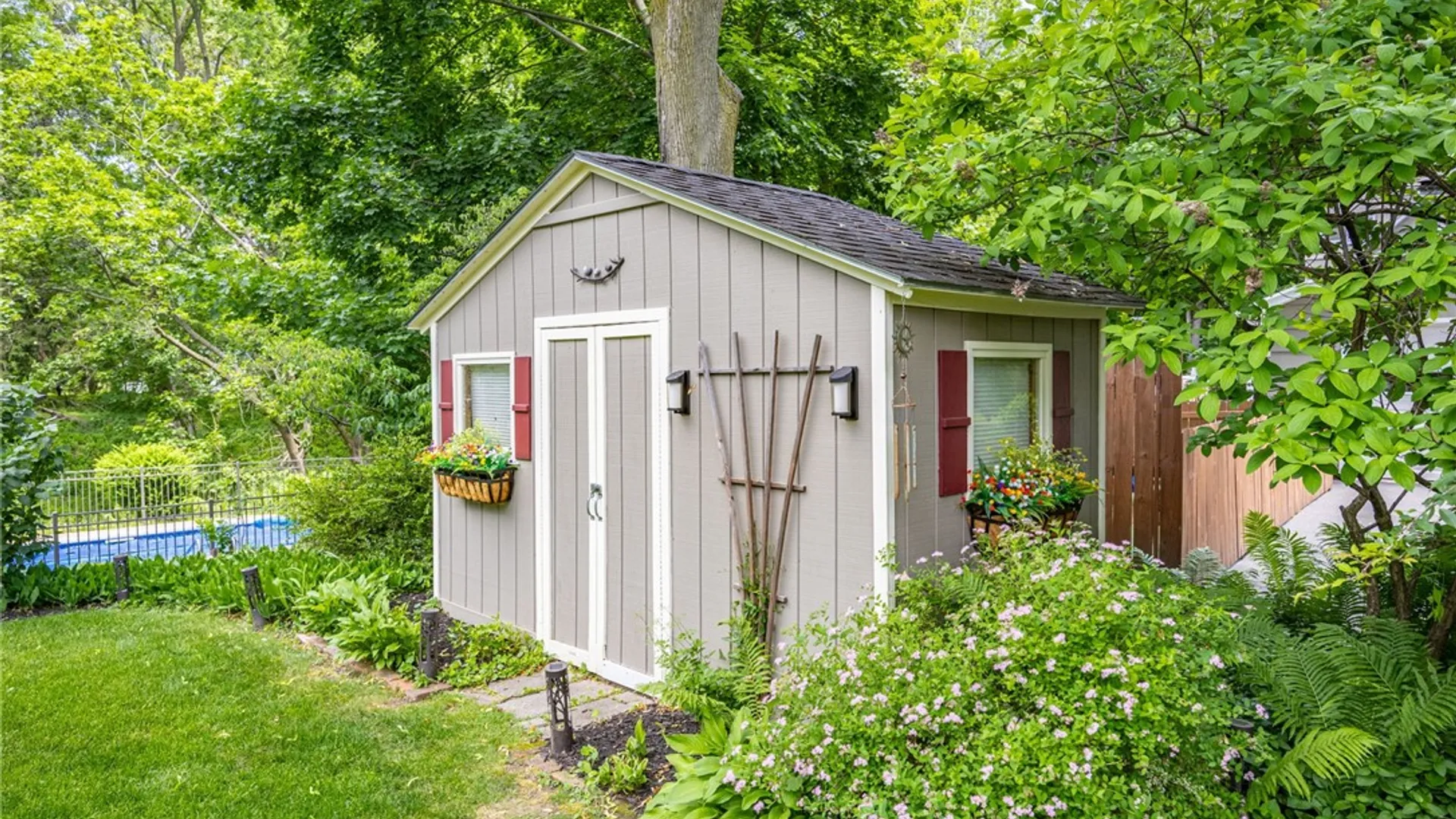 Property at 6 Von Deben Lane, Irondequoit, NY 14617 31