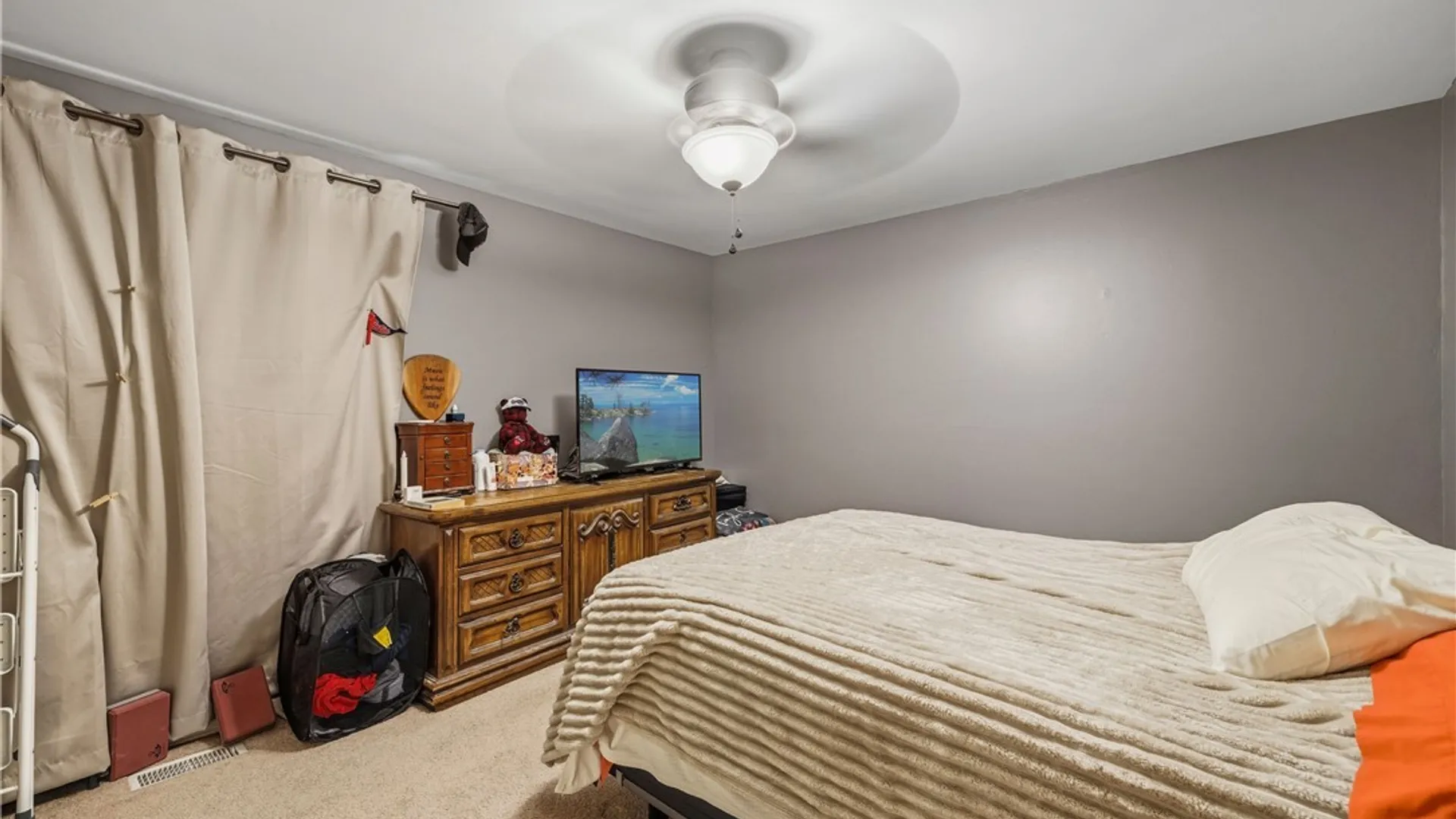 Property at 100 W Bihrwood Drive, West Seneca, NY 14224 14
