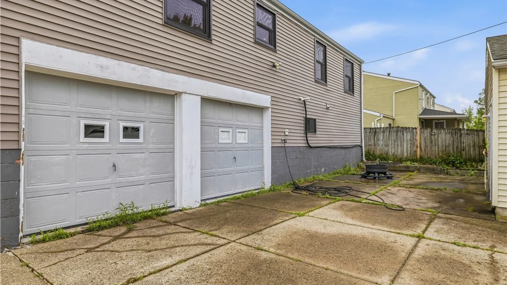 Property at 100 W Bihrwood Drive, West Seneca, NY 14224 28
