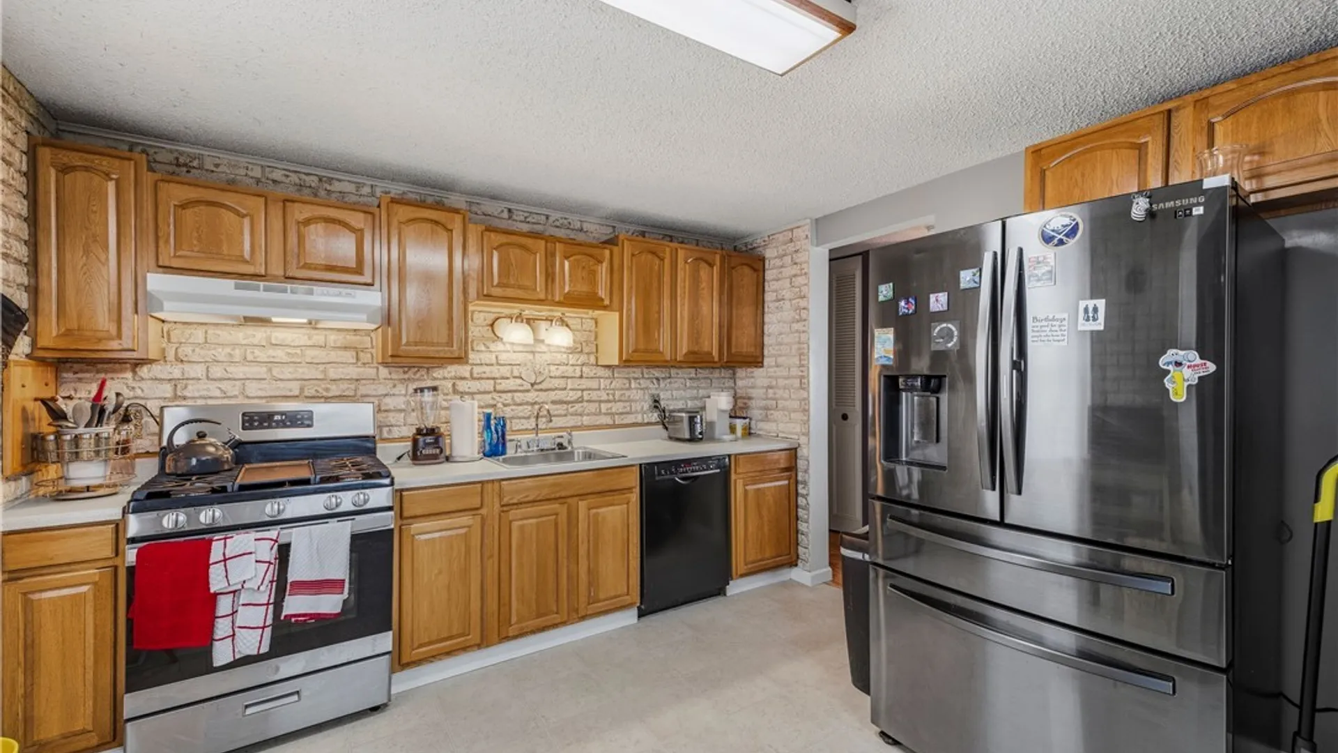 Property at 100 W Bihrwood Drive, West Seneca, NY 14224 7