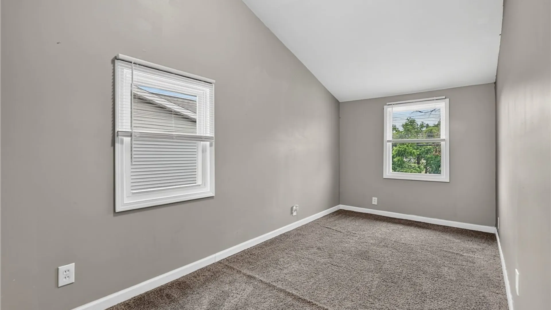 Property at 304 Vicksburg Avenue, Tonawanda, NY 14150 39
