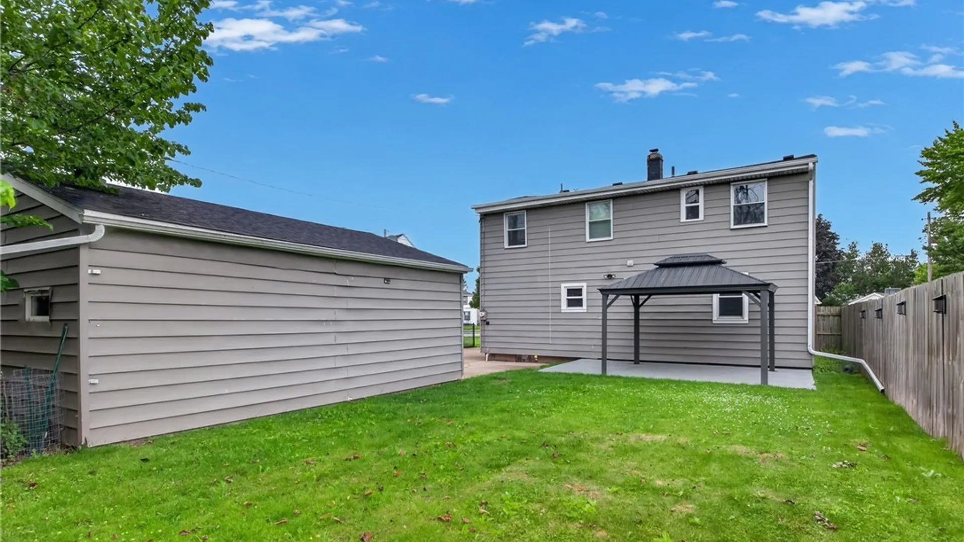 Property at 304 Vicksburg Avenue, Tonawanda, NY 14150 48