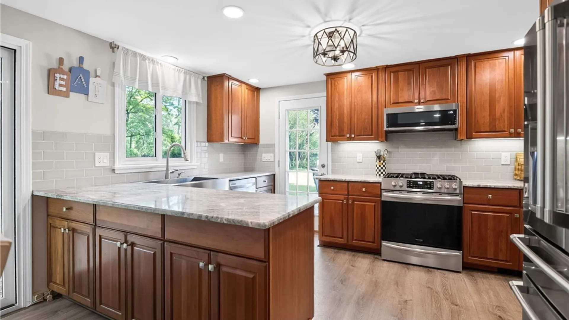 Property at 53 Old Forge Lane, Pittsford, NY 14534 12