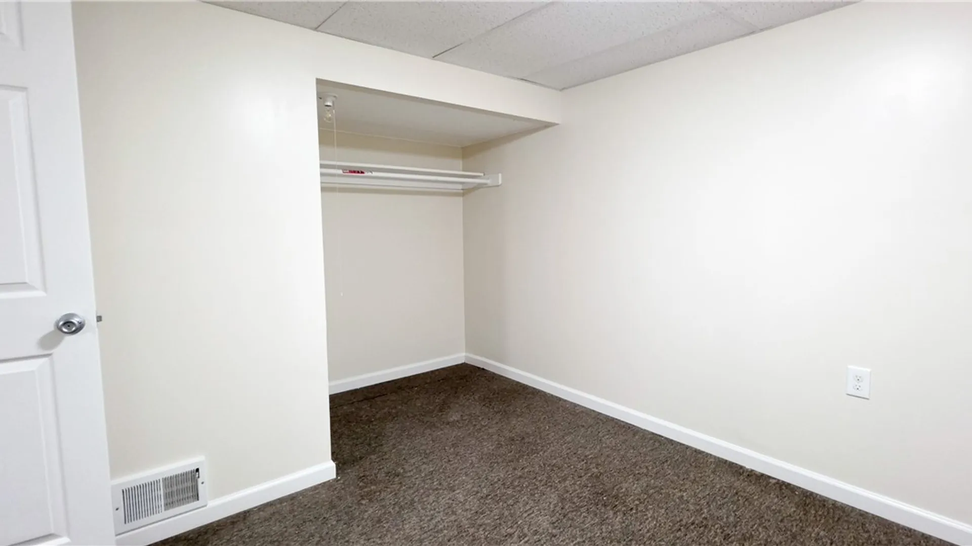 Property at 29 Audabon Terrace, Chili, NY 14624 28