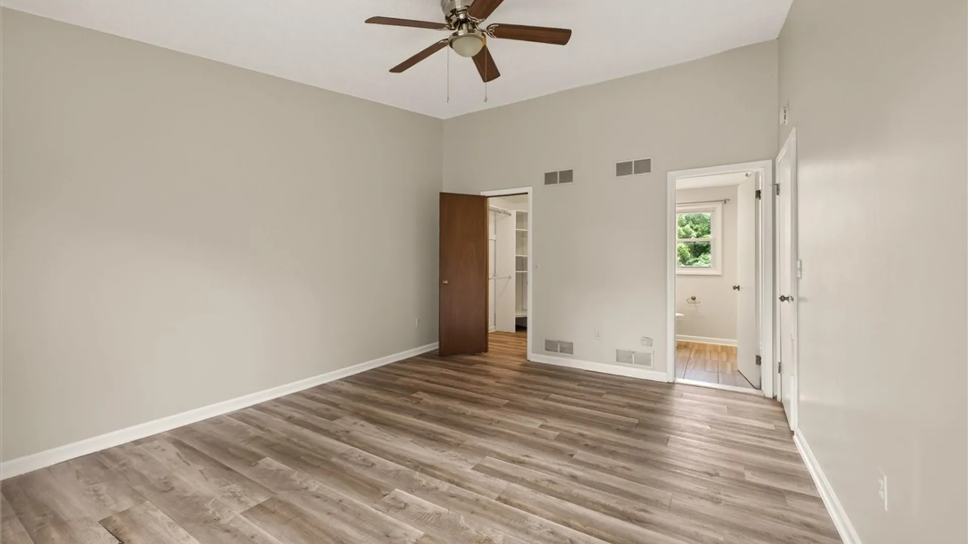 Property at 114 Kirkstone, Greece, NY 14626 33