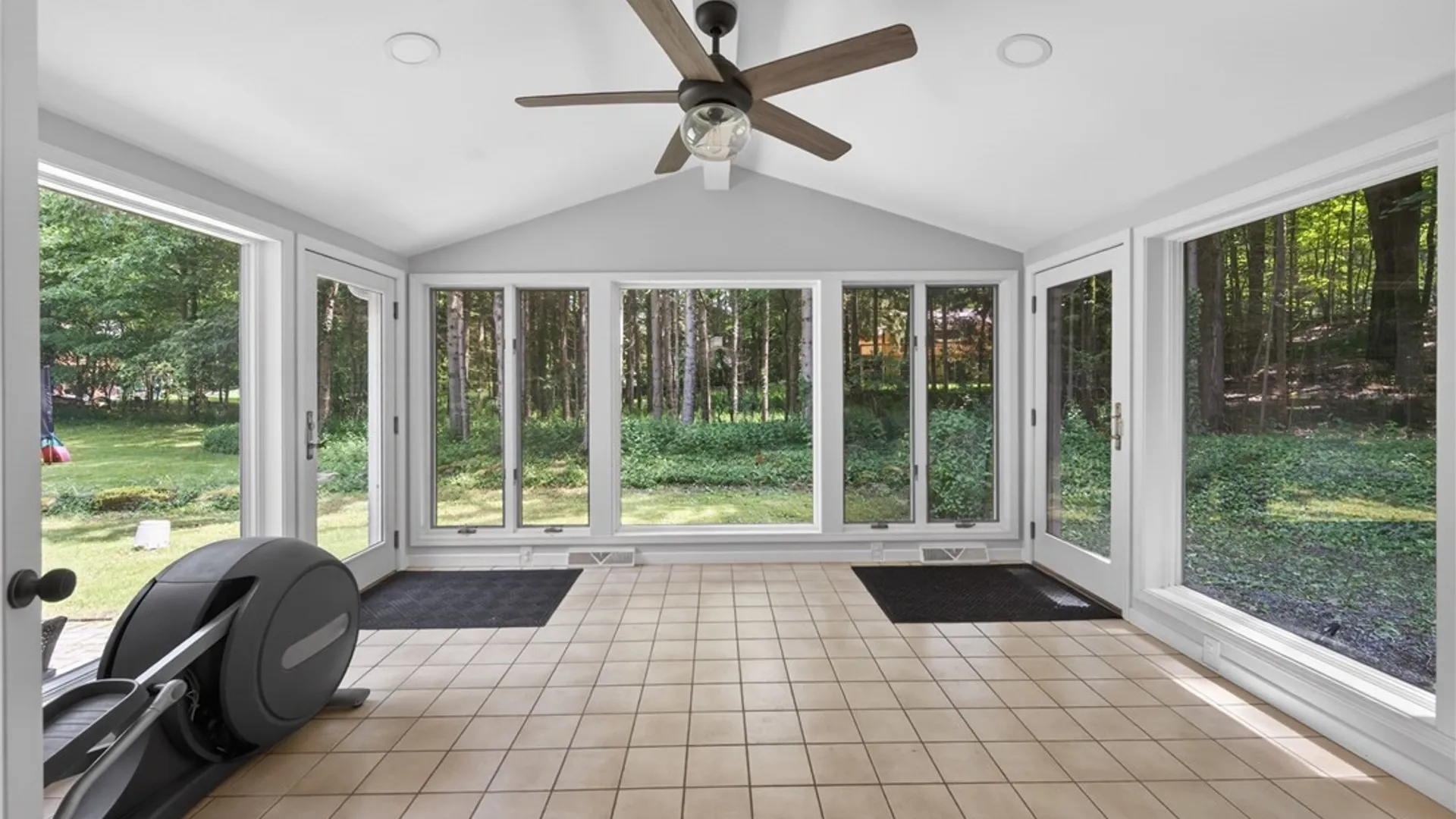Property at 4866 Briarwood Lane, Manlius, NY 13104 36