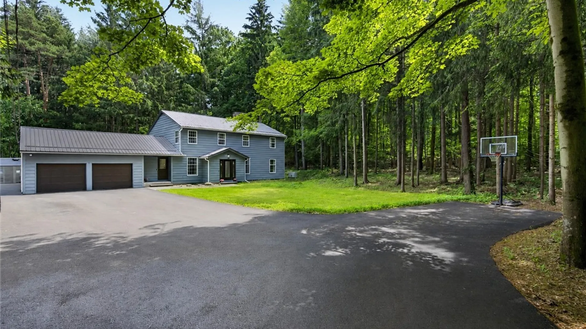 Property at 4866 Briarwood Lane, Manlius, NY 13104 4