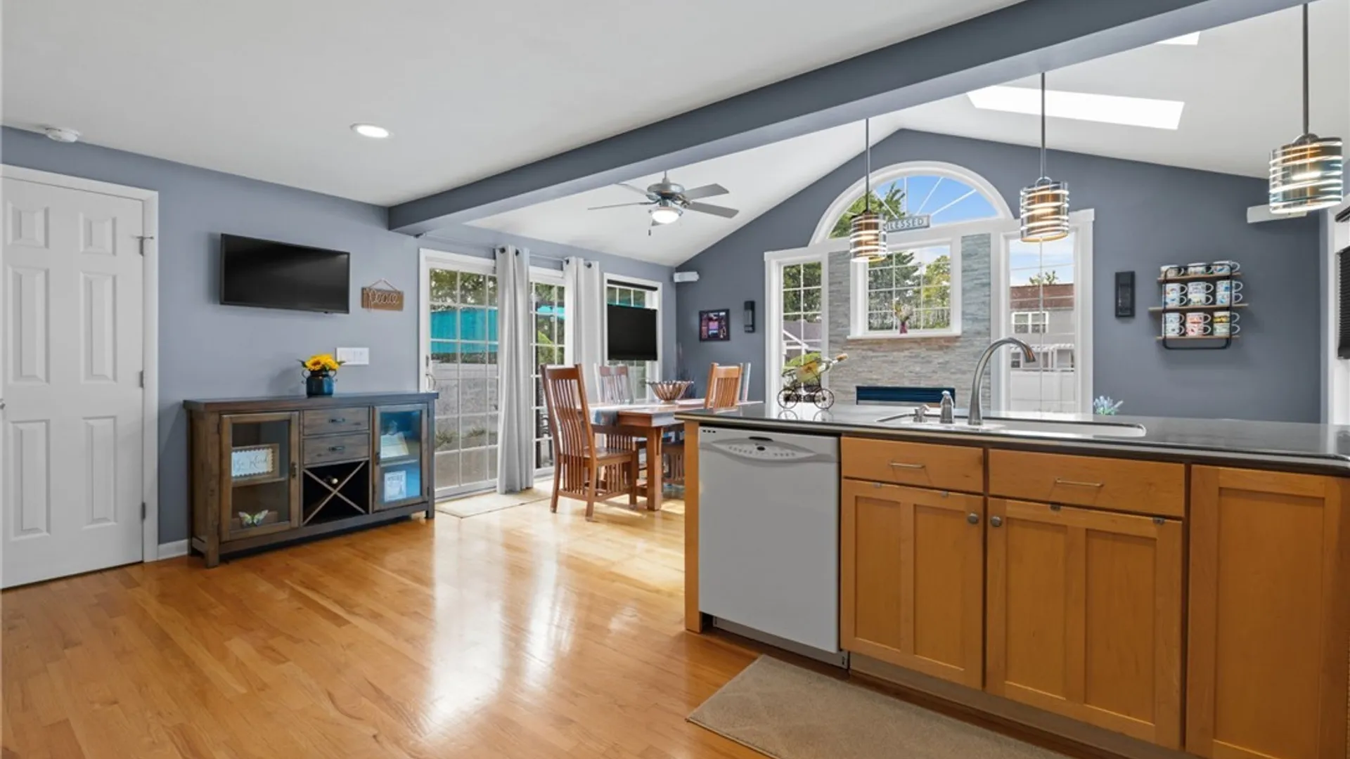 Property at 8138 Portobello, Clay, NY 13090 11