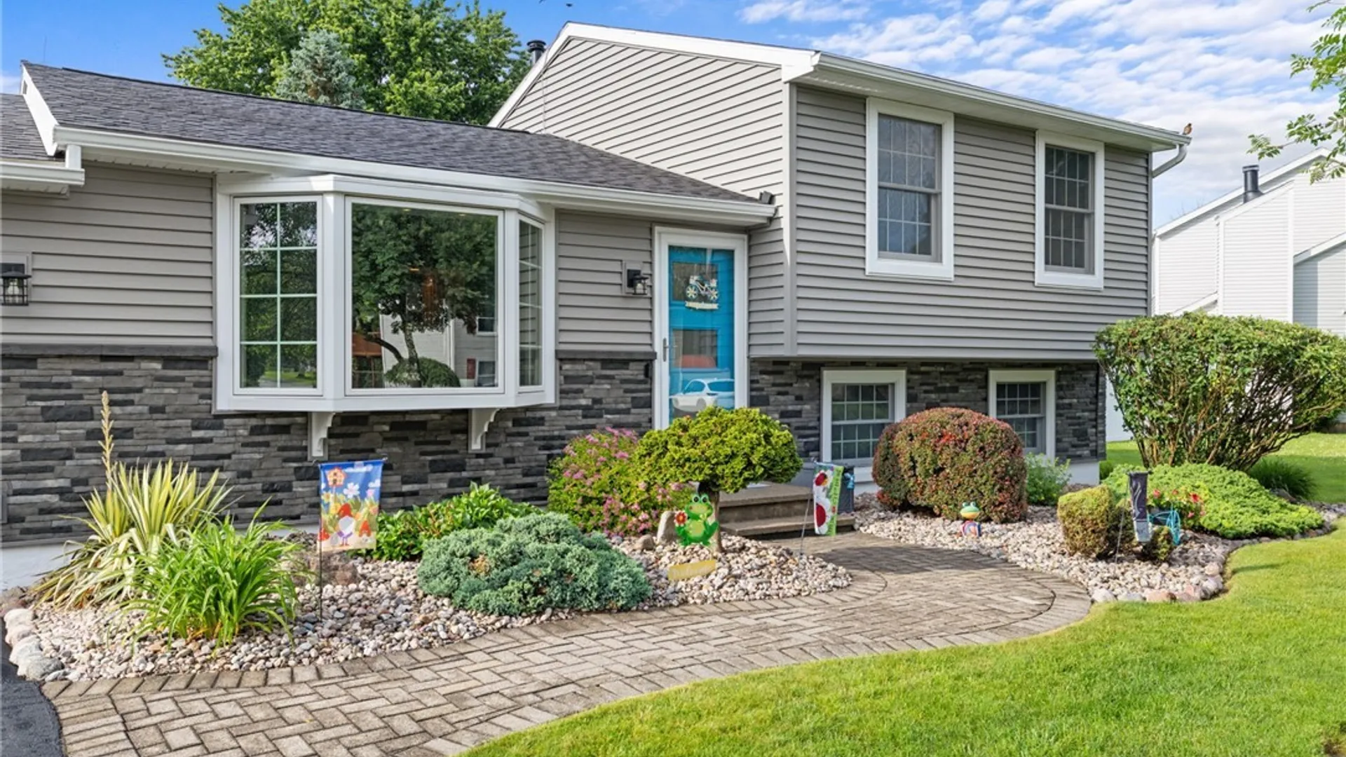 Property at 8138 Portobello, Clay, NY 13090 2