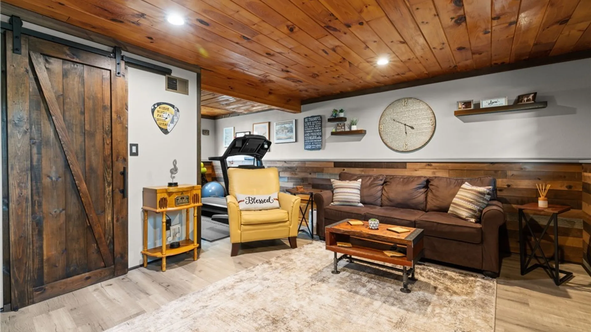 Property at 8138 Portobello, Clay, NY 13090 27