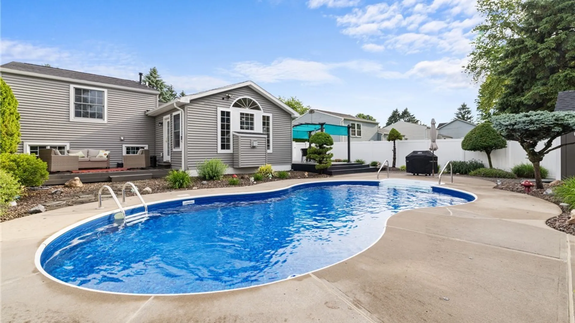 Property at 8138 Portobello, Clay, NY 13090 41