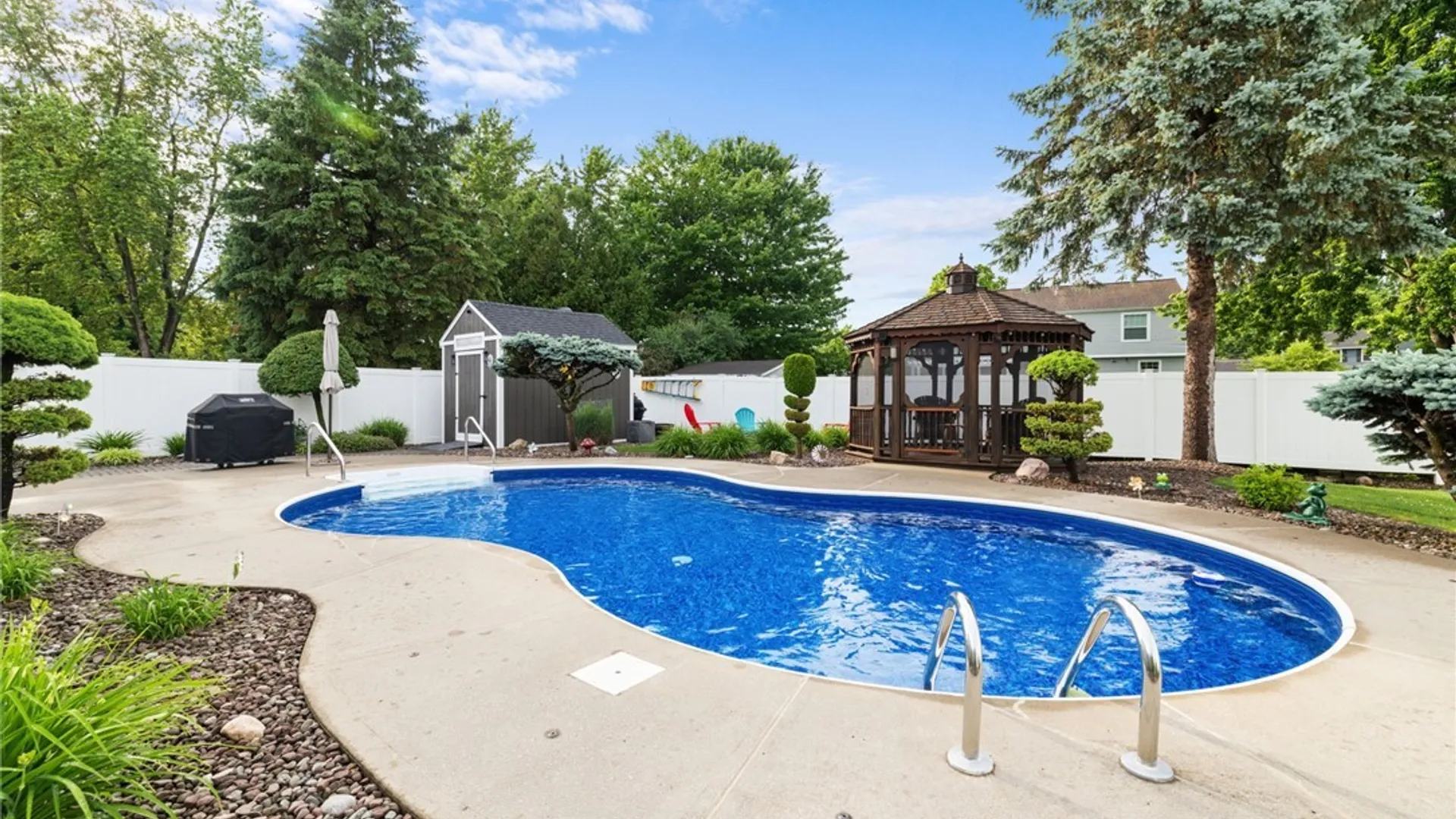 Property at 8138 Portobello, Clay, NY 13090 42
