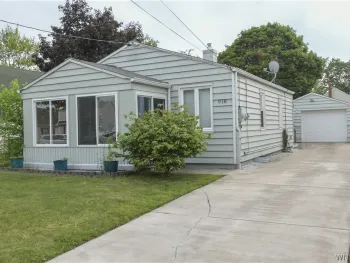 Property at 918 92nd Street, Niagara Falls, NY 14304