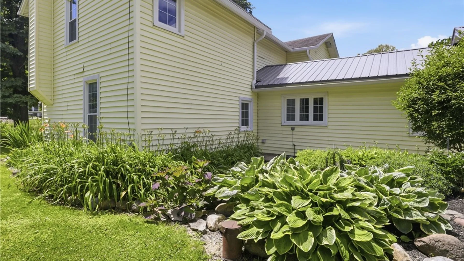 Property at 8978 State Route 5 And 20, West Bloomfield, NY 14469 34