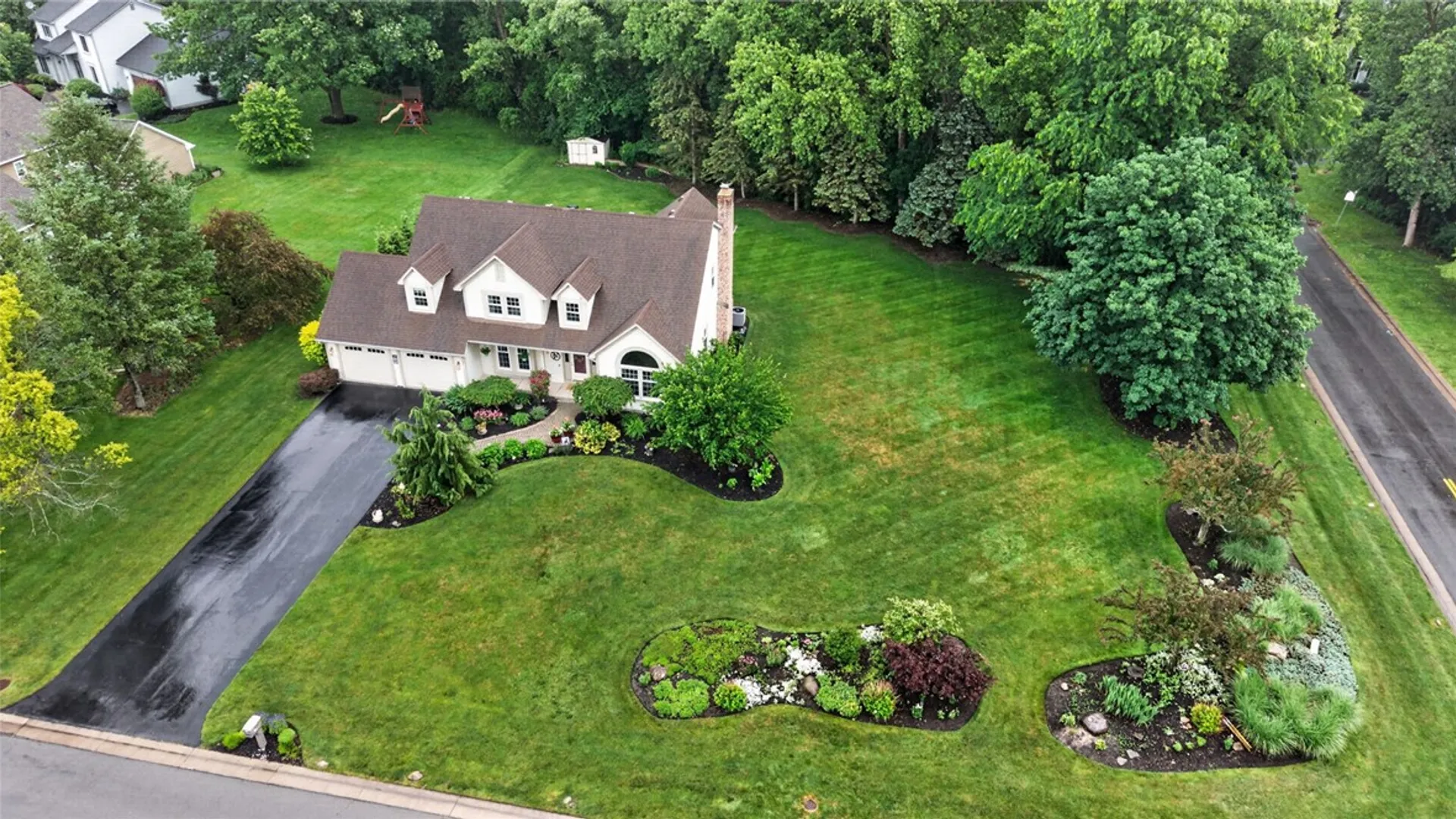 Property at 74 Falling Brook Road, Perinton, NY 14450 45