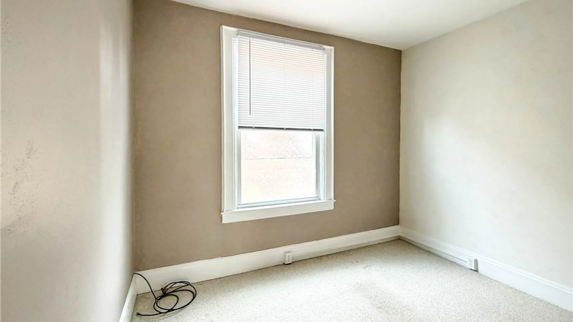 Property at 7 Genesee Court, Utica, NY 13502 8