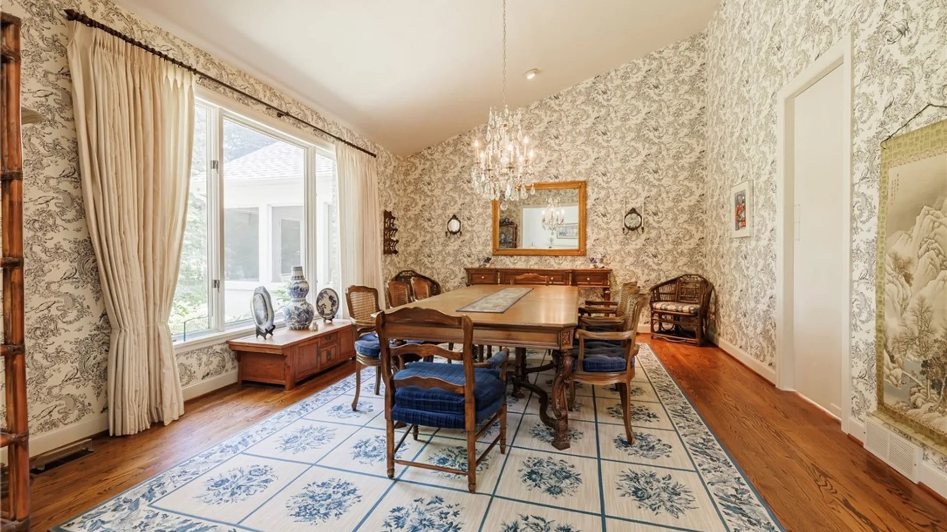 Property at 29 Whitestone Lane, Pittsford, NY 14618 10