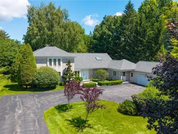 Property at 29 Whitestone Lane, Pittsford, NY 14618