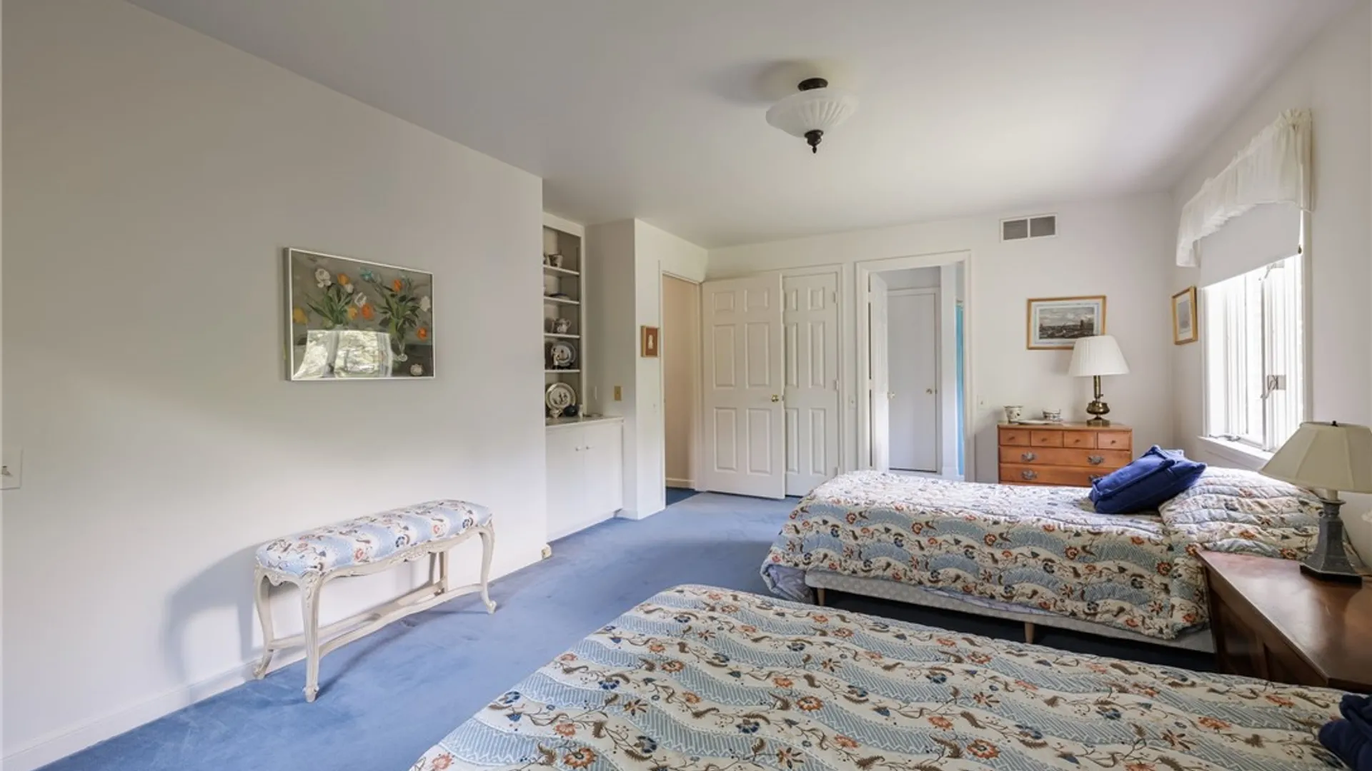 Property at 29 Whitestone Lane, Pittsford, NY 14618 23