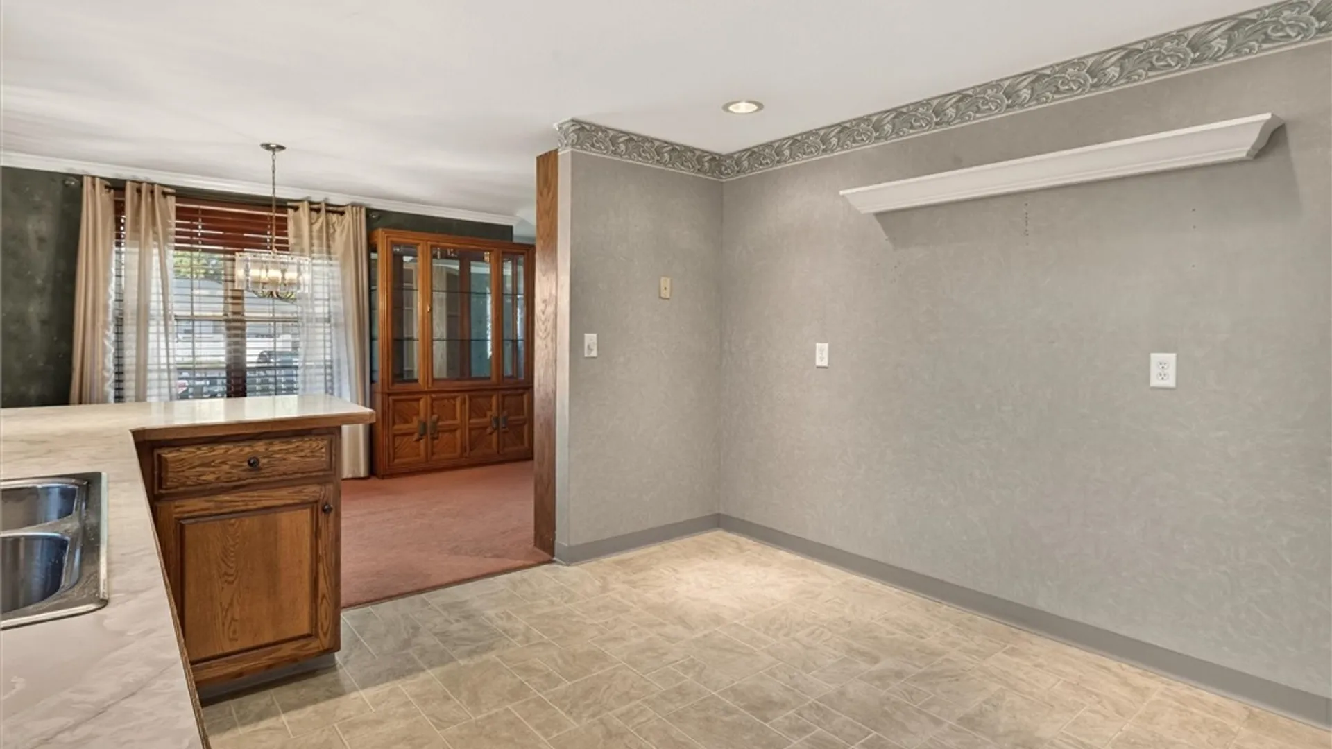 Property at 57 Judith Drive, Cheektowaga, NY 14227 11
