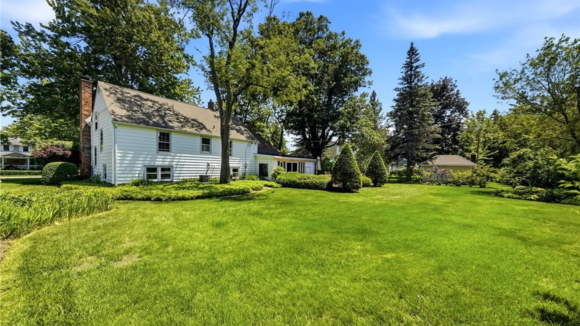 Property at 4290 Wildwood Dr, Clarence, NY 14221 39