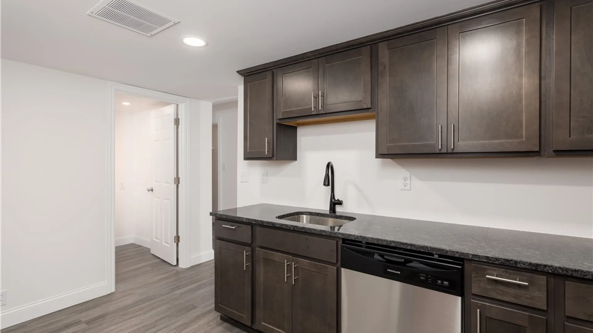 Property at 3015 Delaware (1 bdm Suites) Avenue, Tonawanda, NY 14217 15