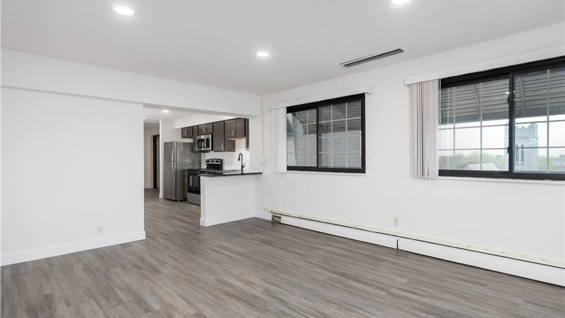 Property at 3015 Delaware (1 bdm Suites) Avenue, Tonawanda, NY 14217 24