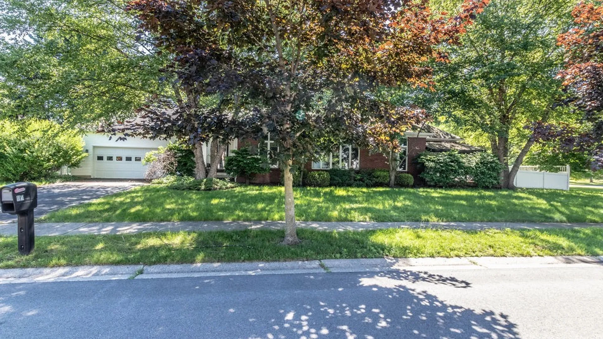 Property at 15 Brookshire Court, Amherst, NY 14051 2
