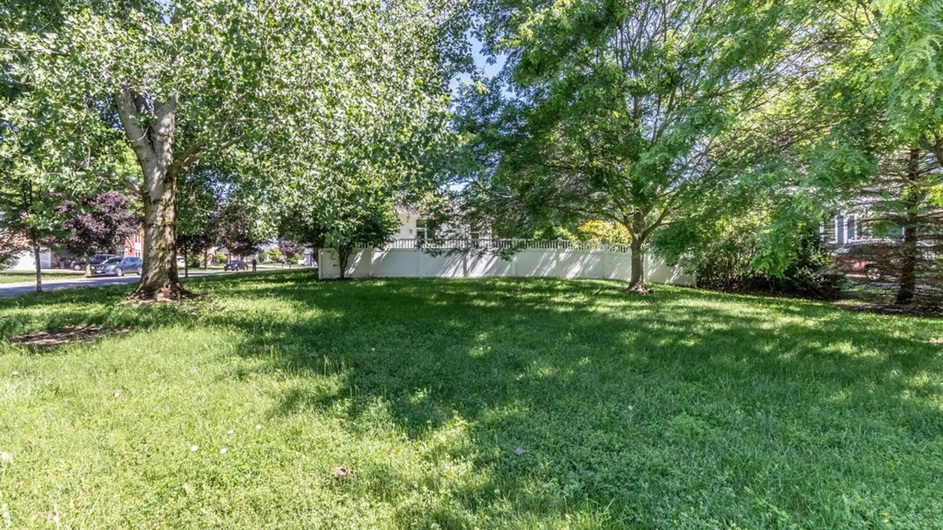 Property at 15 Brookshire Court, Amherst, NY 14051 43