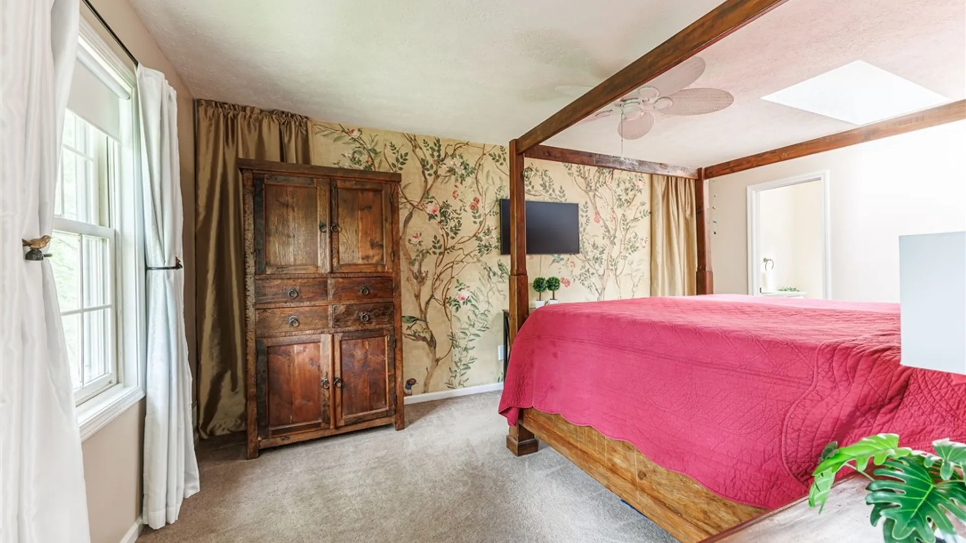 Property at 129 Caversham Woods, Pittsford, NY 14534 22