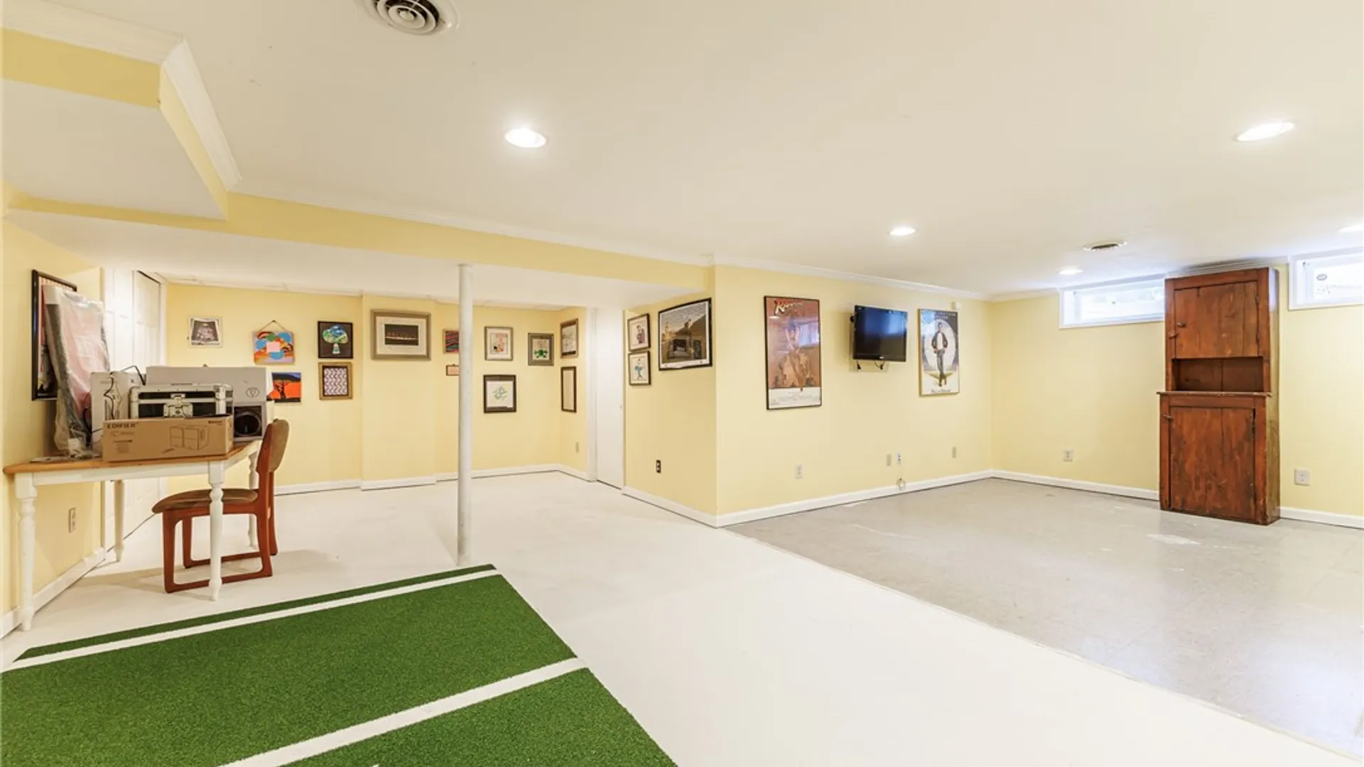 Property at 129 Caversham Woods, Pittsford, NY 14534 29